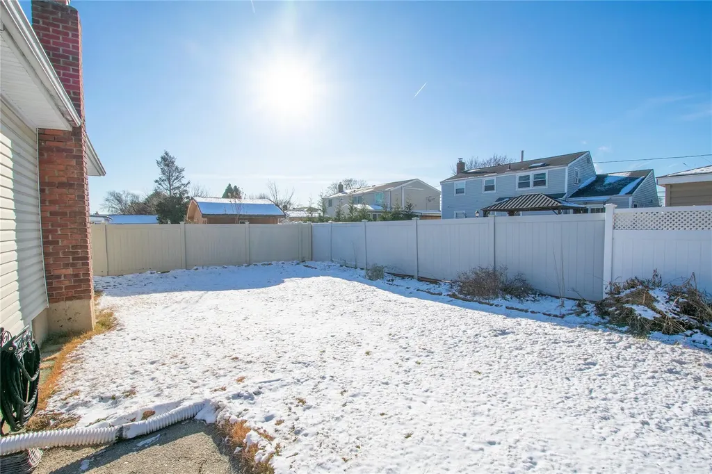 155 S 7th Street Bethpage NY 11714