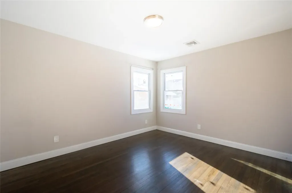 155 S 7th Street Bethpage NY 11714