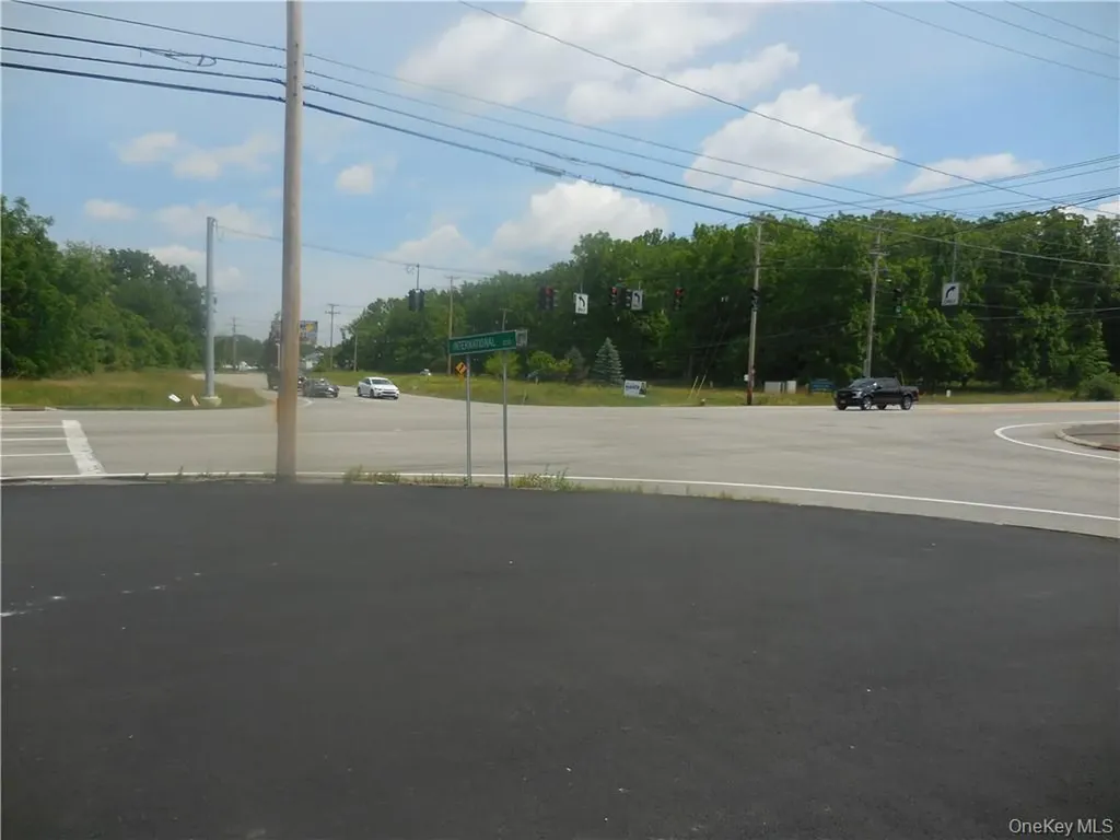 0 Route 17k Rock Tavern NY 12575