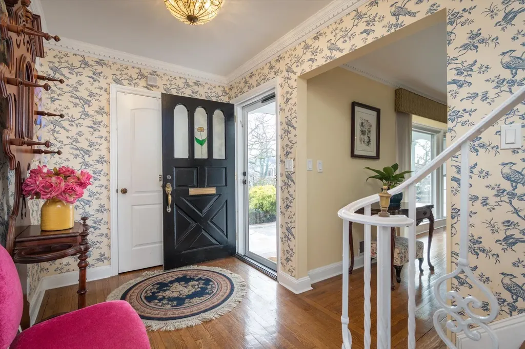 435 W Beech Street Long Beach NY 11561