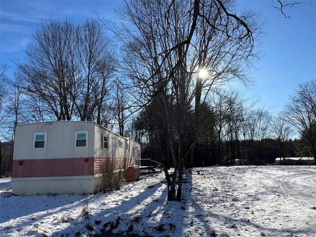 68 Tow Path Road Accord NY 12404