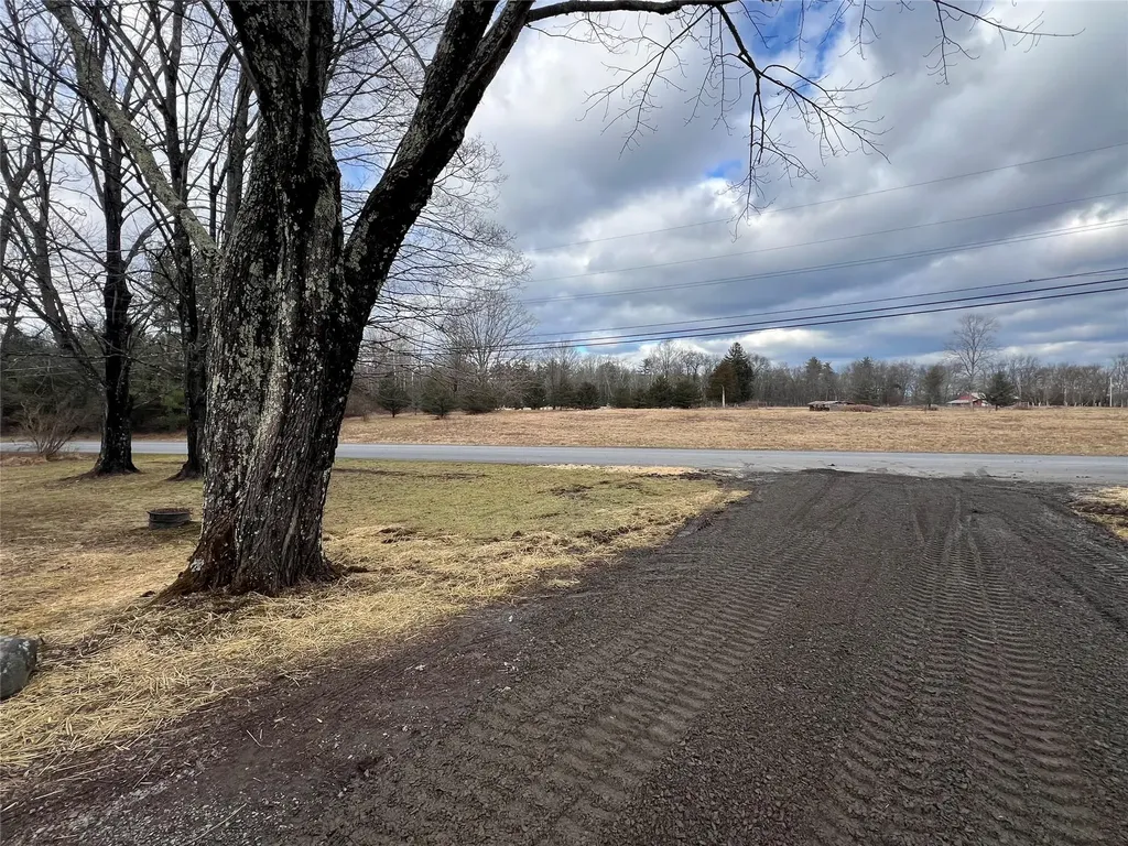 68 Tow Path Road Accord NY 12404