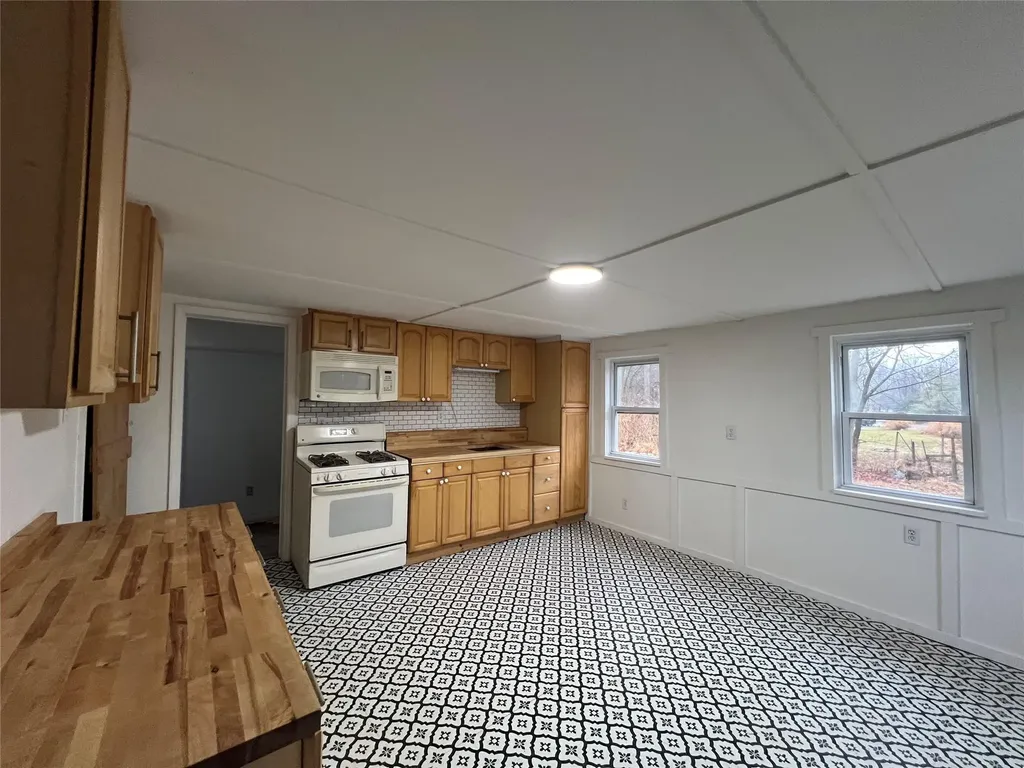 68 Tow Path Road Accord NY 12404
