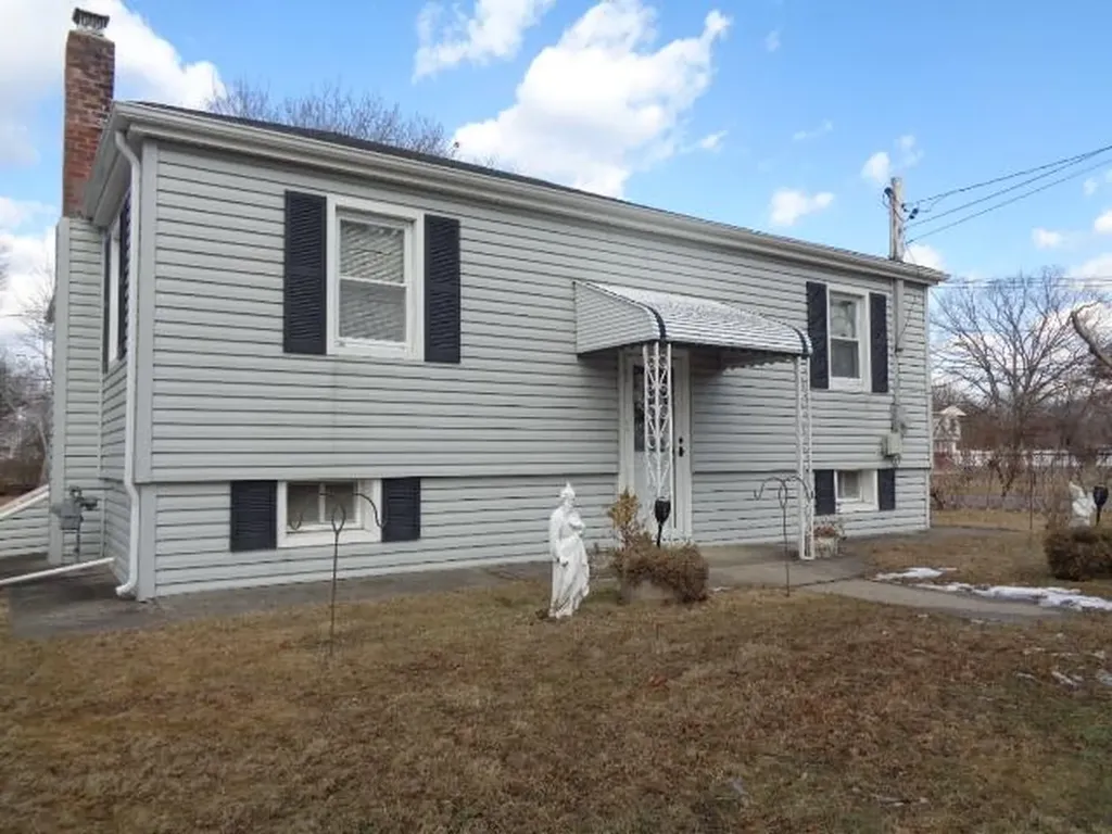 95 Babylon Street Islip Terrace NY 11752