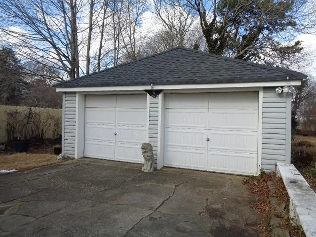 95 Babylon Street Islip Terrace NY 11752