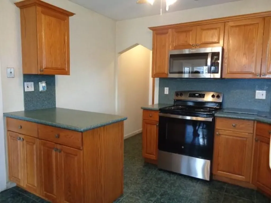 95 Babylon Street Islip Terrace NY 11752