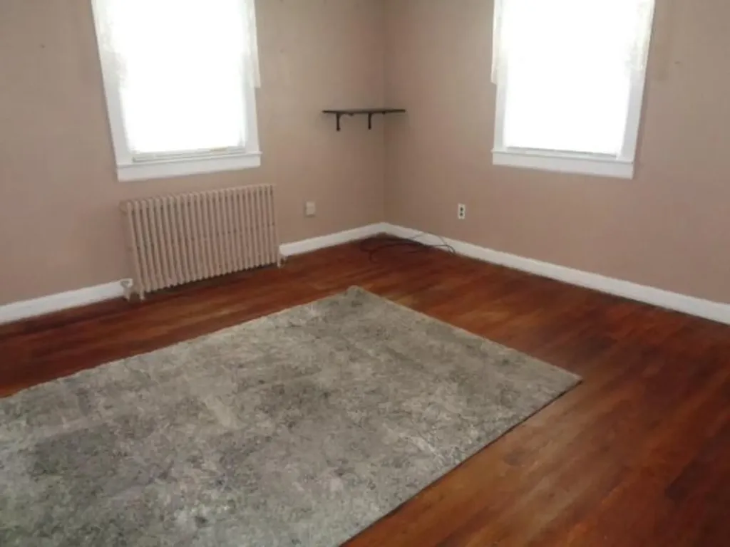 95 Babylon Street Islip Terrace NY 11752