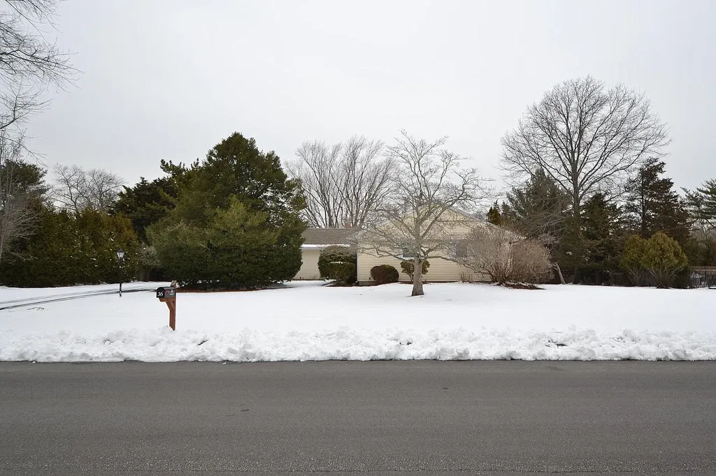 36 Gaul Road S Brookhaven NY 11733
