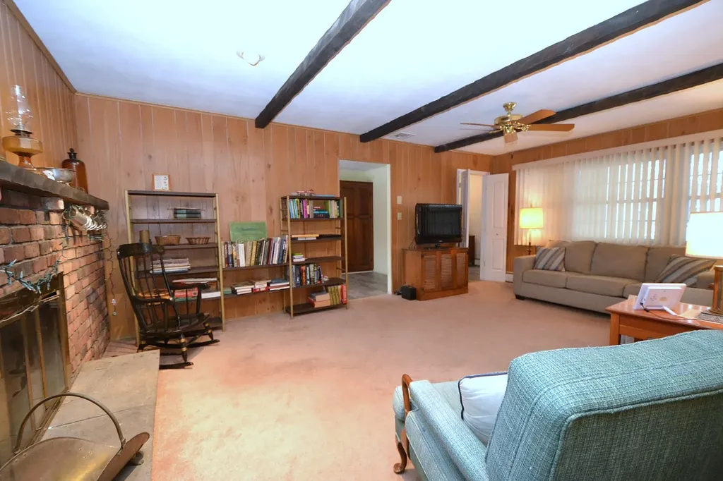 36 Gaul Road S Setauket NY 11733