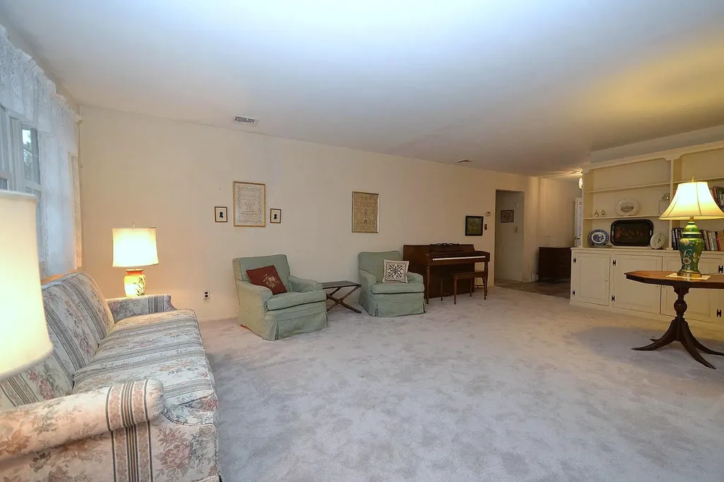 36 Gaul Road S Setauket NY 11733
