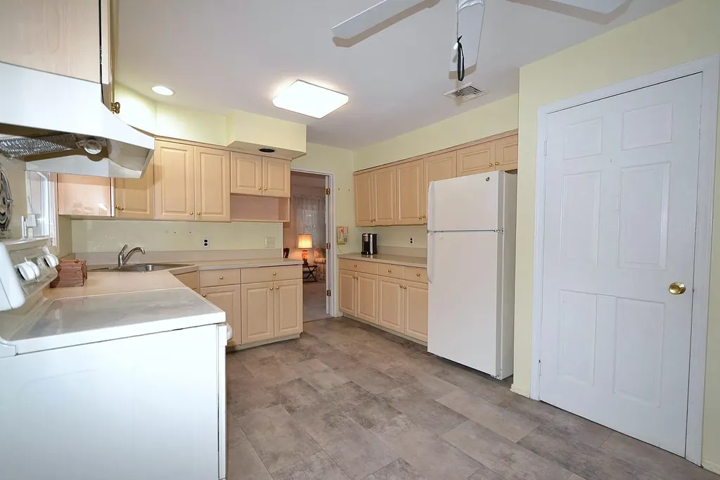 36 Gaul Road S Setauket NY 11733