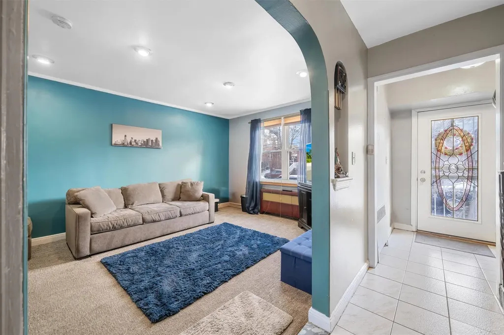 2555 Morgan Avenue Bronx NY 10469