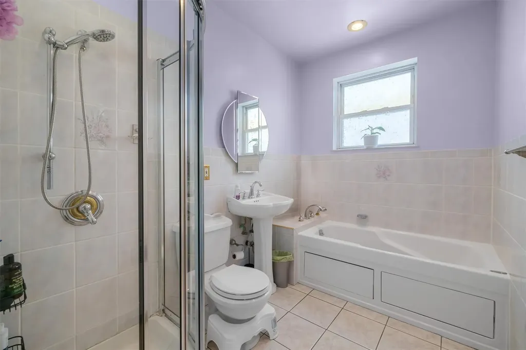2555 Morgan Avenue Bronx NY 10469