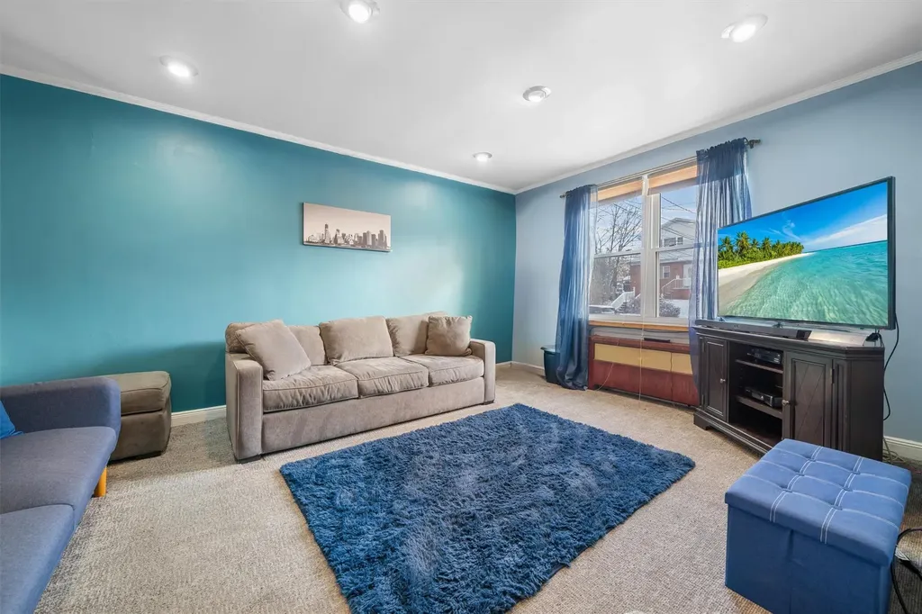 2555 Morgan Avenue Bronx NY 10469