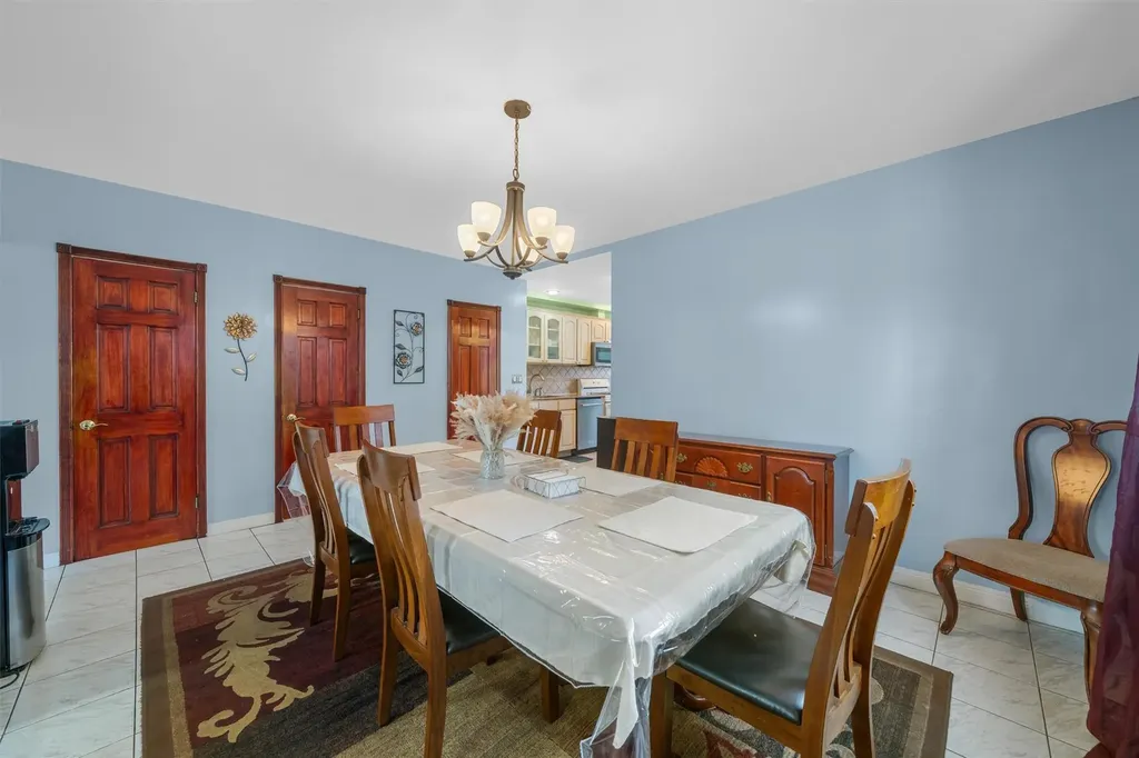 2555 Morgan Avenue Bronx NY 10469