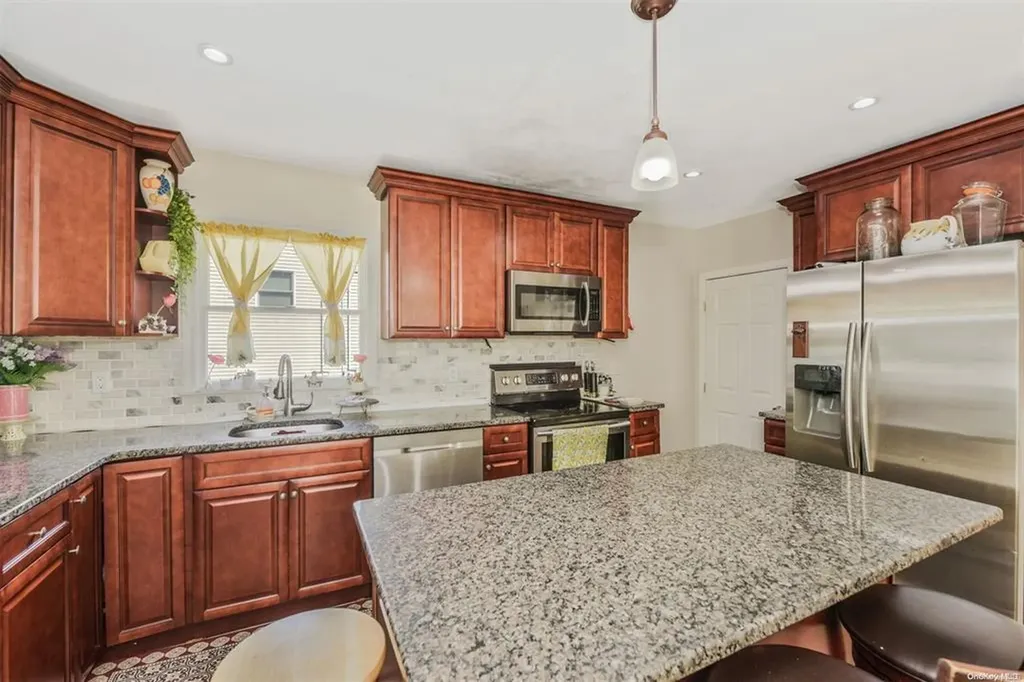 165 Barton Avenue Patchogue NY 11772