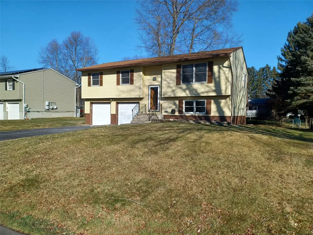62 Brewster Drive Middletown NY 10940