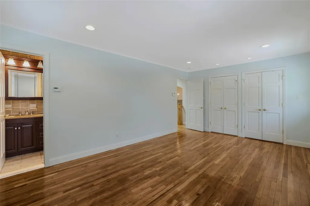 210 Cold Spring Road Syosset NY 11791