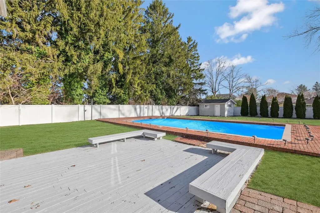 210 Cold Spring Road Syosset NY 11791