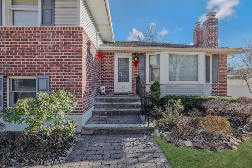 210 Cold Spring Road Syosset NY 11791