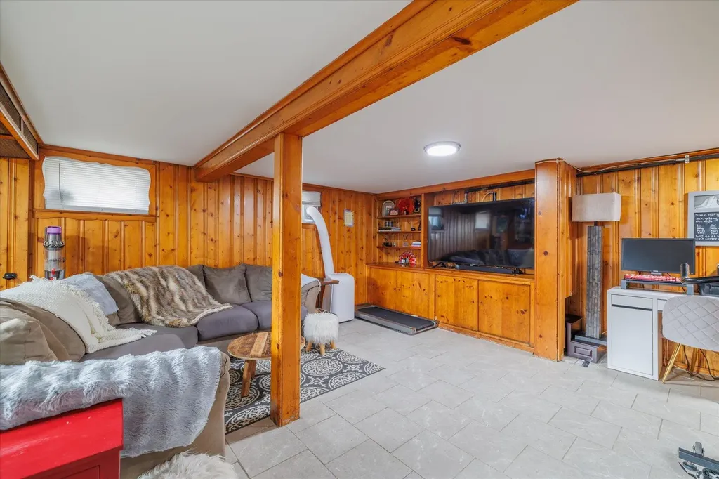 22 Fritchie Place Valley Stream NY 11580