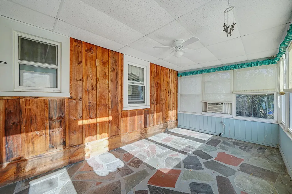 44 Terrell Street Patchogue NY 11772