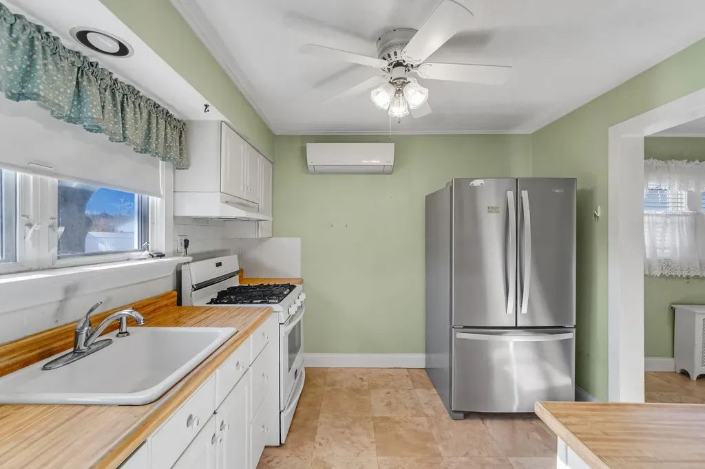 44 Terrell Street Patchogue NY 11772