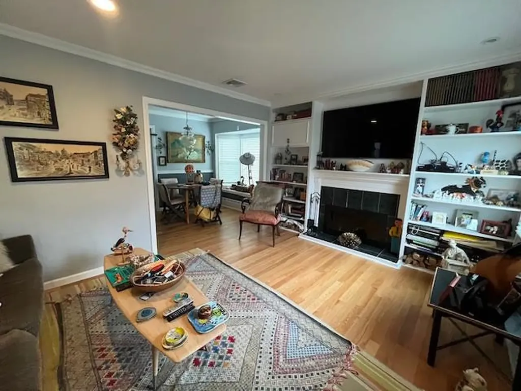 116 Devon Road Albertson NY 11507