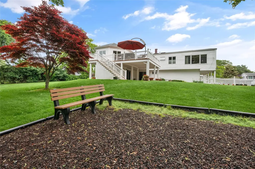 18 Peppermint Road Commack NY 11725