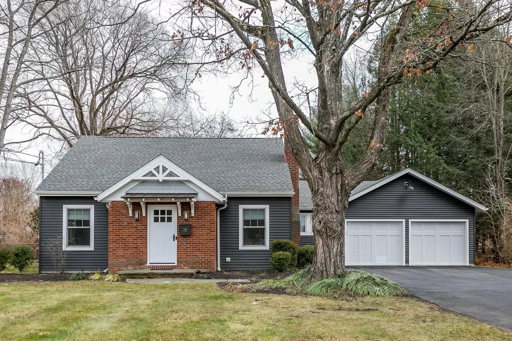 19 Linden Avenue Red Hook NY 12571