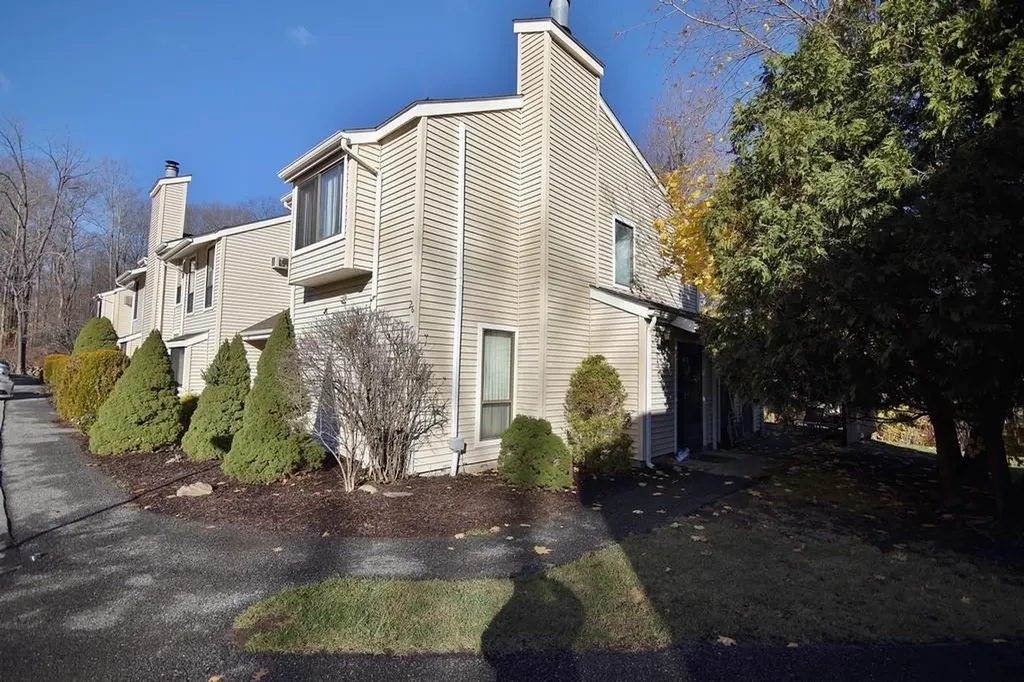 26 Woodland Trail Carmel NY 10512