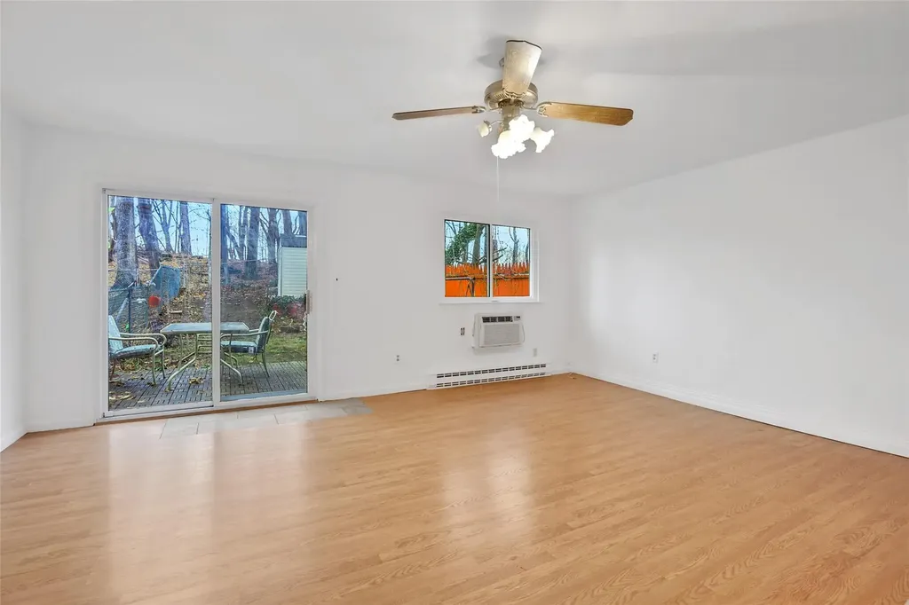8 Roundtree Court Beacon NY 12508