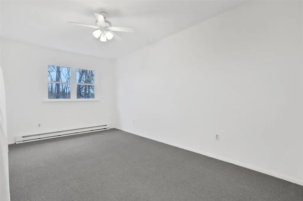 8 Roundtree Court Beacon NY 12508