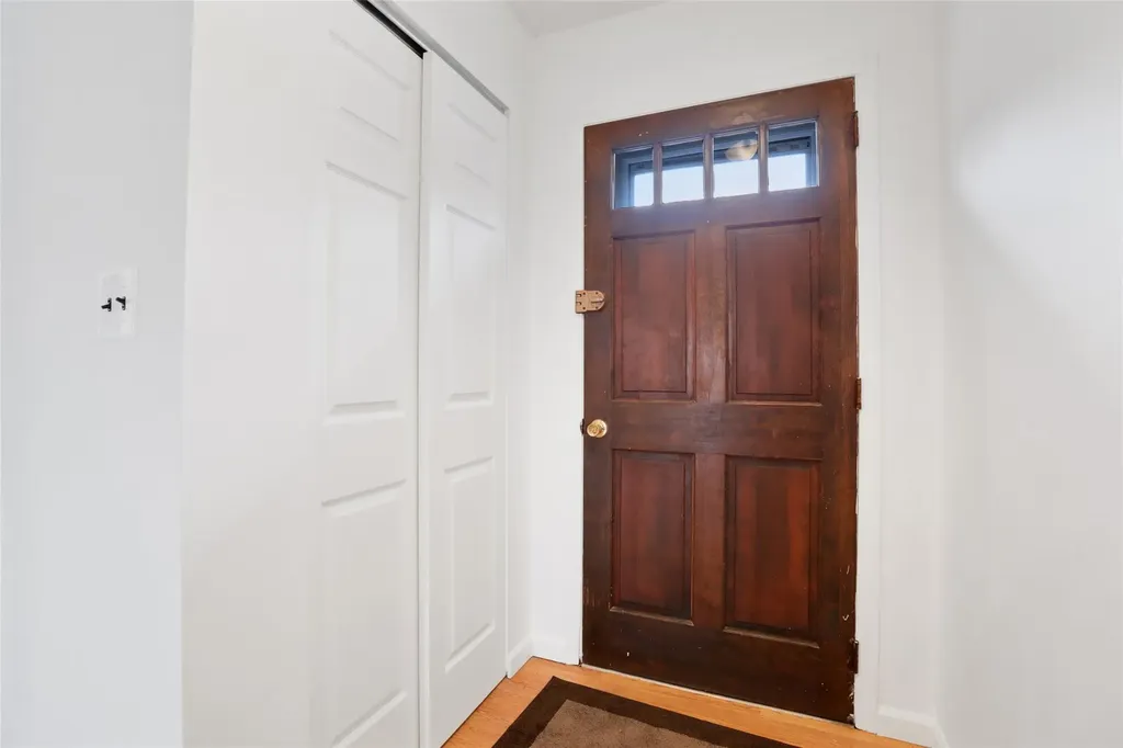 8 Roundtree Court Beacon NY 12508