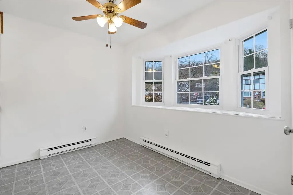 8 Roundtree Court Beacon NY 12508