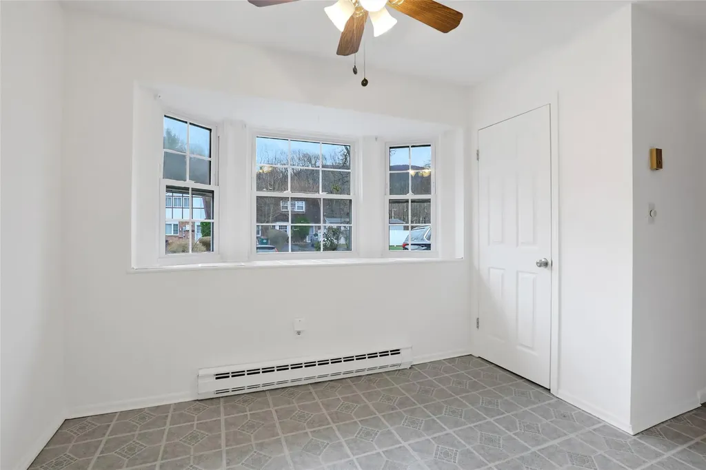 8 Roundtree Court Beacon NY 12508