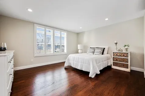 1 Stephanie Court Ridge NY 11961