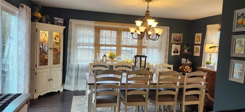 5 Karls Road Yaphank NY 11980