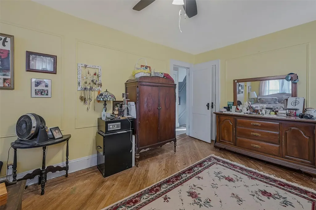 34 Orleans Road Valley Stream NY 11581