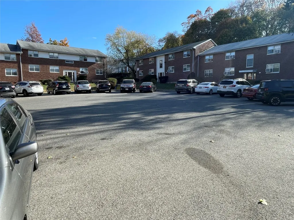 10 Cascade Terrace Yonkers NY 10703