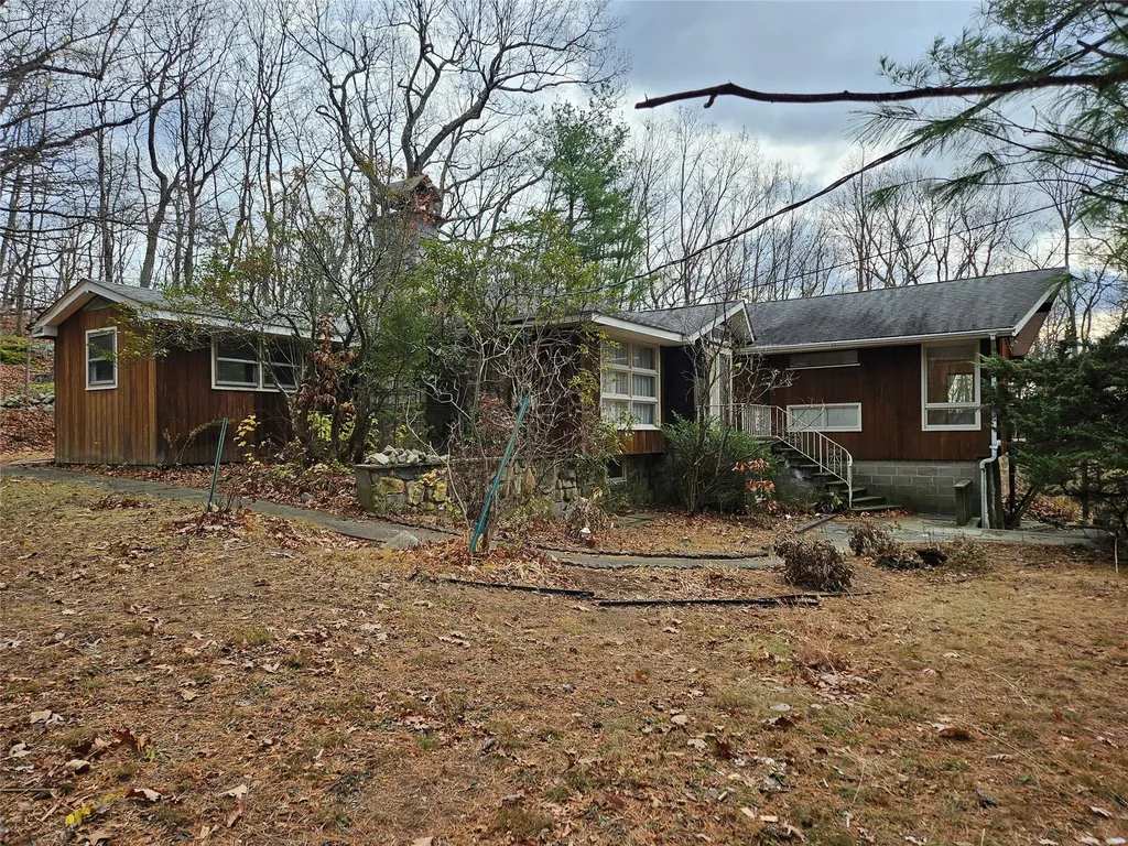 34 Mountain Drive Garrison NY 10524