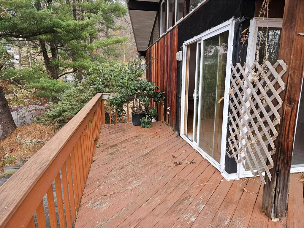 34 Mountain Drive Garrison NY 10524