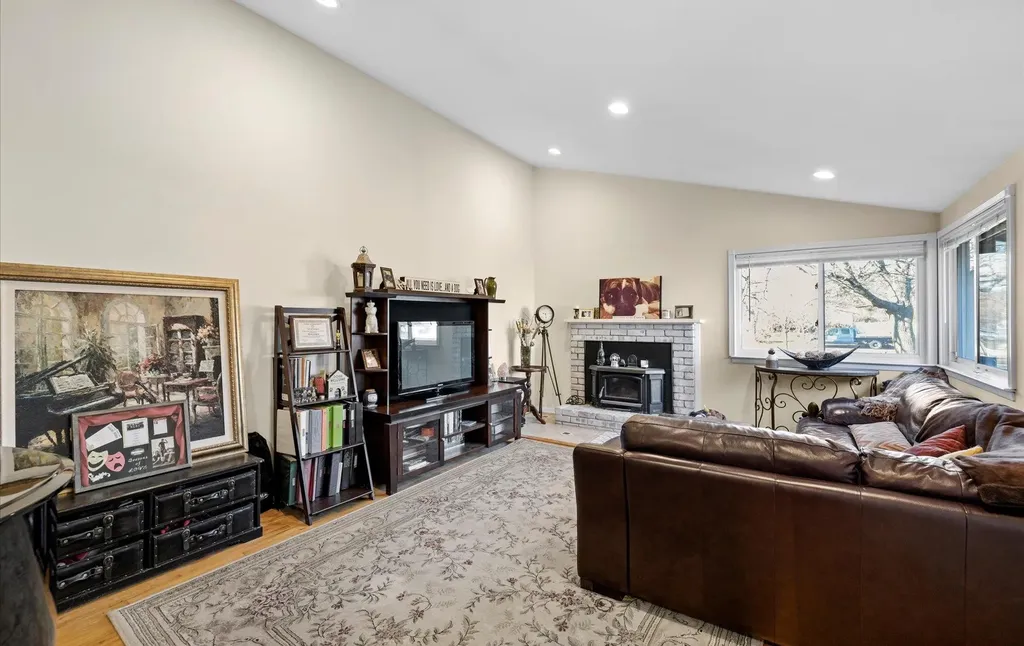 1020 Commack Road Dix Hills NY 11746