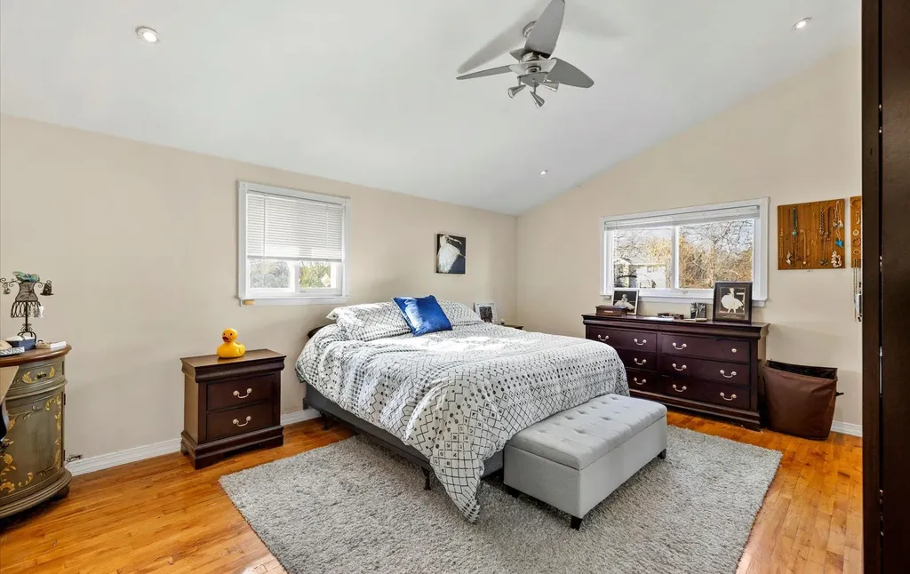 1020 Commack Road Dix Hills NY 11746