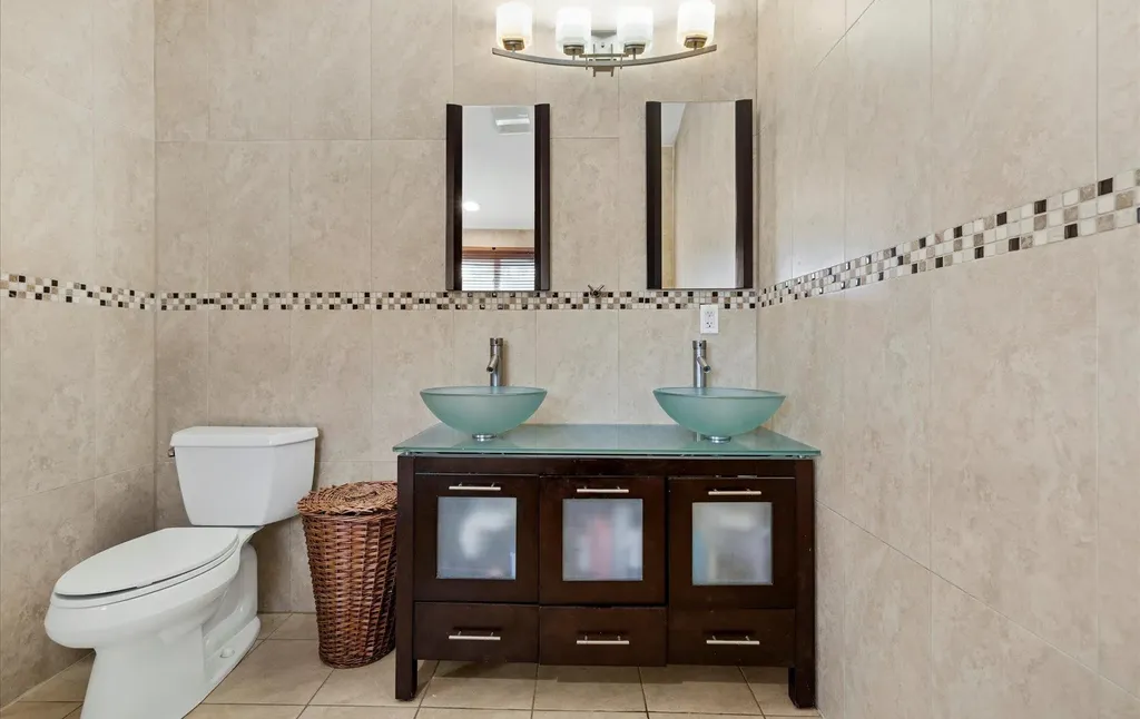 1020 Commack Road Dix Hills NY 11746