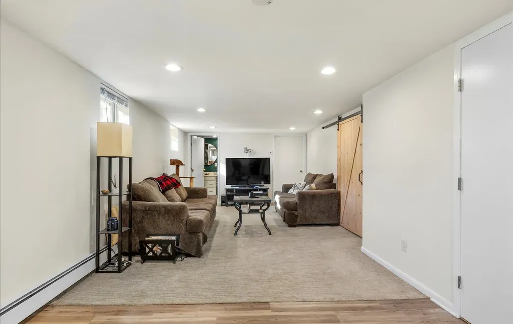 1020 Commack Road Dix Hills NY 11746
