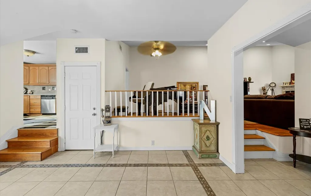 1020 Commack Road Dix Hills NY 11746