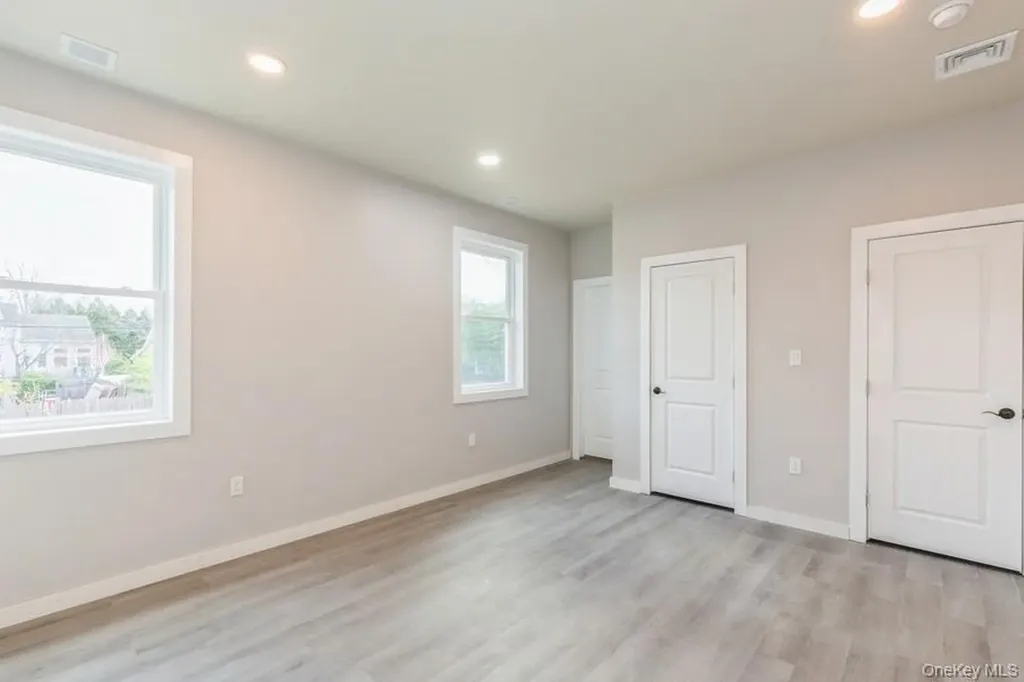 125 Lynbrook Drive Mastic Beach NY 11951