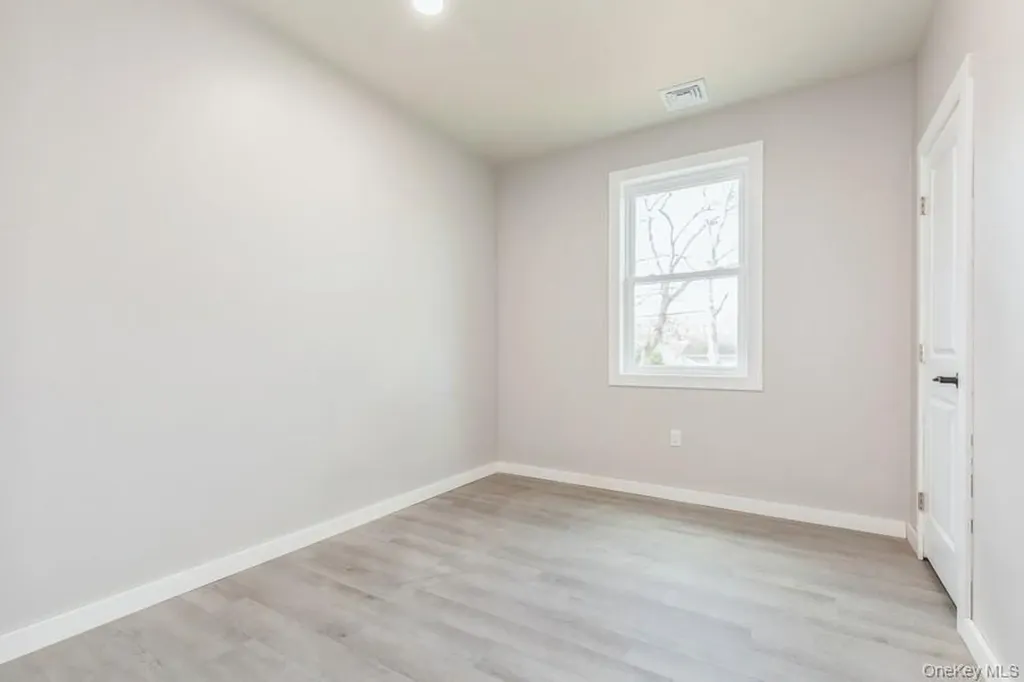 125 Lynbrook Drive Mastic Beach NY 11951