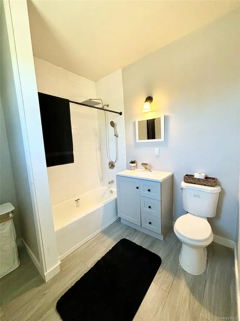 125 Lynbrook Drive Mastic Beach NY 11951